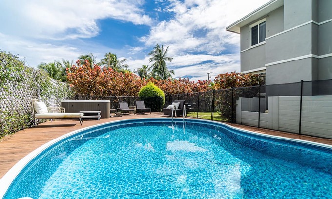 Seybold Casa | Villa Aqua Royal huge 6BD Heated pool jacuzzi BBQ