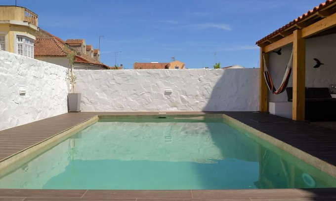 Cercal Apartamento | Apartment with pool in town center