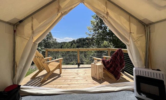Silver Point Alquiler De RV | Tentrr Signature Site - Xanadu at Defenders Retreat - Site H