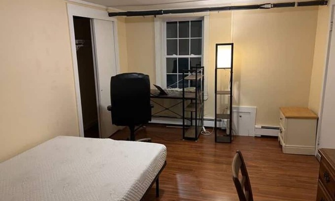Waltham Casa | Spacious 4bed apartment near Brandeis & Bentley