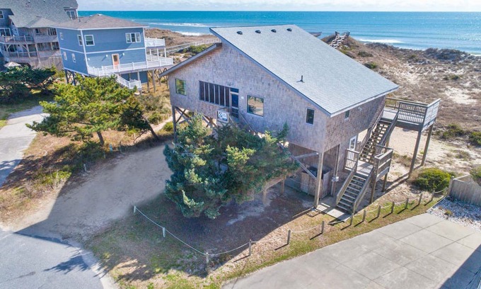 Hatteras Casa | On Special - Oceanfront Dog Friendly Home with Nearby Access to the Beach