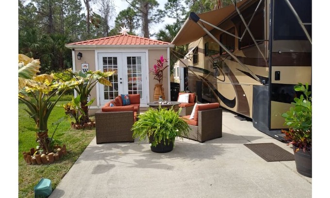 Titusville Casa | America’s highest-rated RV resort! wsrentalproperties.com