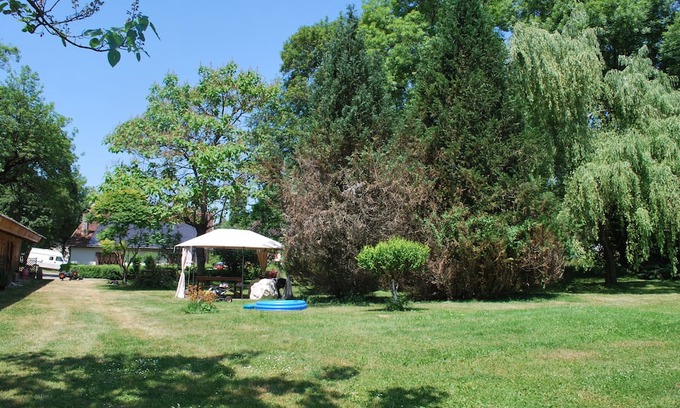Lamothe-Fenelon Apartamento | cicadas
