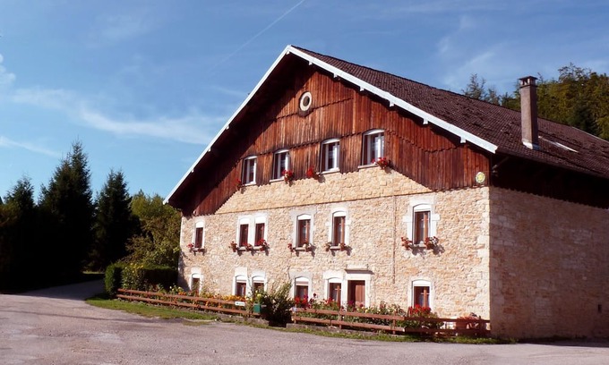 Belleherbe Apartamento | Apartment in our former Comtoise farmhouse