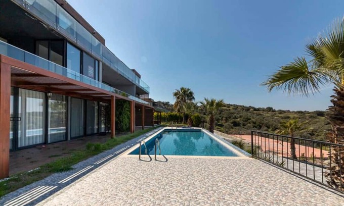 Meselik Apartamento | Pleasant Home with Shared Pool in Bodrum