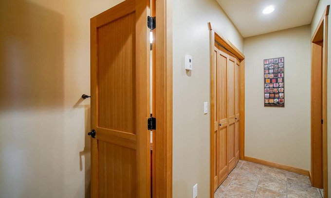 Kent Chalet De Esquí | Unit #2 | Harrison Chalet Suites @ Harrison Hot Springs