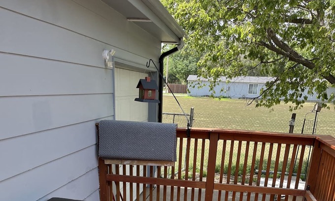 Grand Island Casa | big peaceful love house