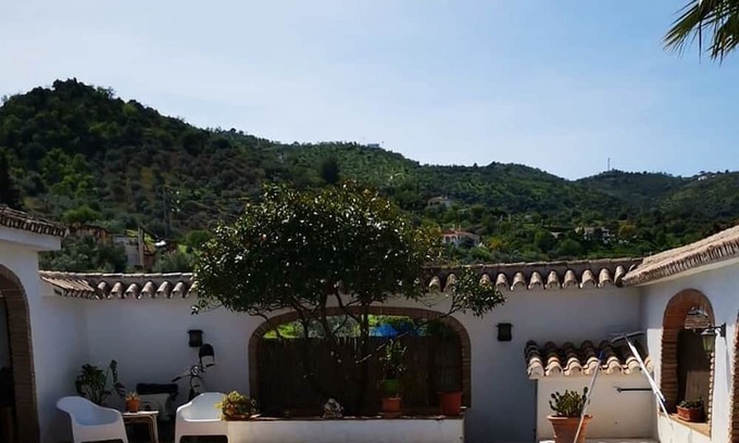 Guaro Casa | Vacation Home "Ana Maria" with Mountain View, Private Pool & Wi-Fi