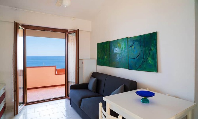 Sant'Alessio Siculo Casa | Vacation Home "Vista Mare" with Sea View, Private Terrace & Wi-Fi