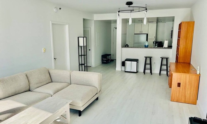 China Basin Condominio | Gorgeous 2 Bed/2 Bath in hip & central location Near Ballpark and waterfront