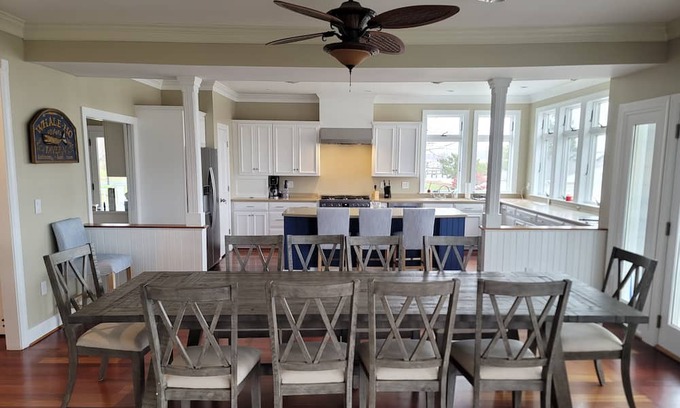Rock Hall Casa | ROCK HALL BAY HOUSE - 5BR 4BA - ON THE WATER!!