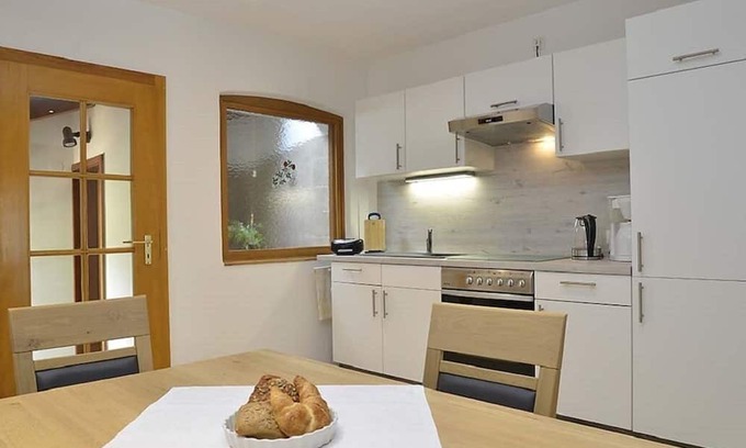 Gimmeldingen Apartamento | Urlaub Beim Winzer. Ferienwohnung Meerspinne für bis 4 Personen mit Terrasse