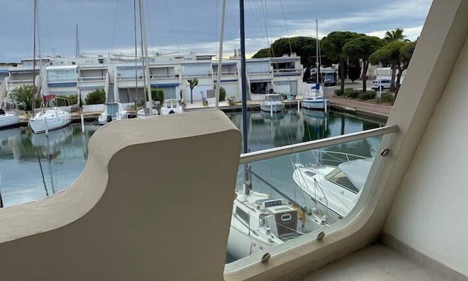 Le Grau-Du-Roi Apartamento | Superb Marina, Port Camargue, 3 rooms, sleeps 6, air conditioning, double terraces,.