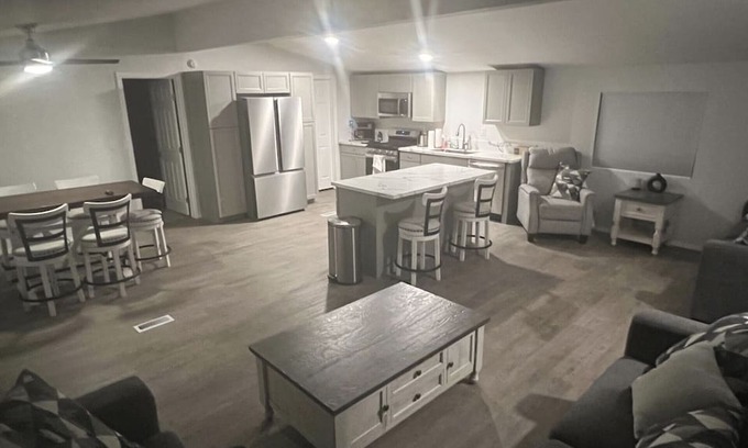 Holiday Shores Casa | Newly remodeled home by the river with w/ additional studio, 3 mi from Casinos!