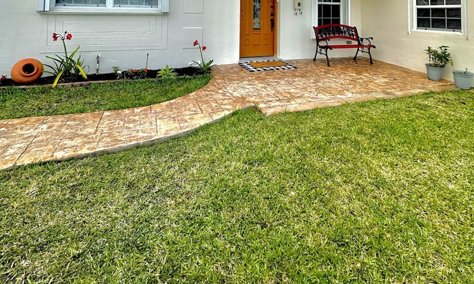 Sunset Casa | Spacious, family friendly home in the heart of Miami