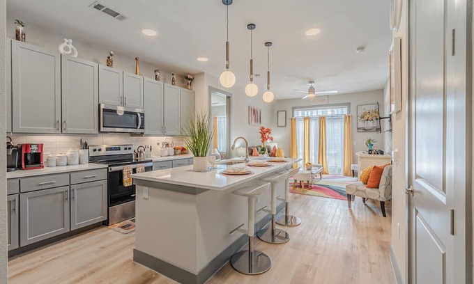 Lake Highlands Apartamento | Gorgeous, Brand New 2 Bedroom, 2 Bathroom apartment with King Beds in Dallas