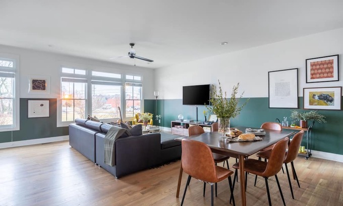 Buena Vista Casa | Faith by AvantStay | Stylish 4BR Condo in Heart of Nashville