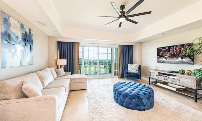Reunion Condominio | Modern Condo with Golf Views at Reunion