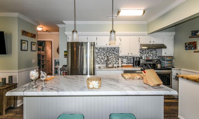 Garden City Condominio | The Coddage #5 - Two bedroom, Two Bath Second Row Condo in Garden City Beach