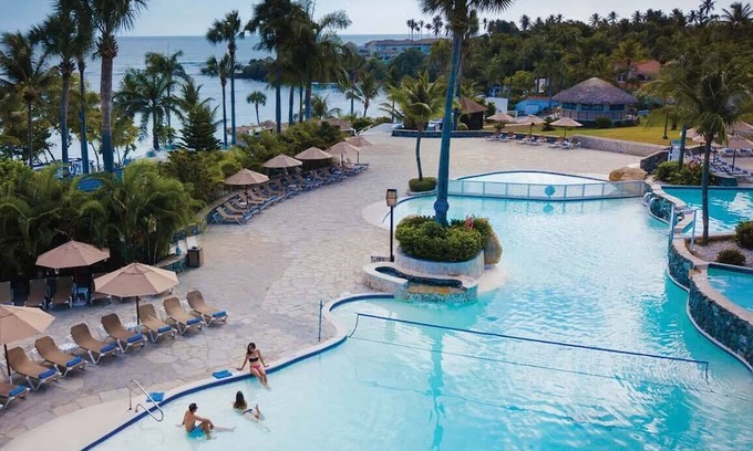 Puerto Plata Villa | PUERTO PLATA, DR 6 Bd Villa (Cart, Chef, Pool) Mandatory All Inclusive Separate