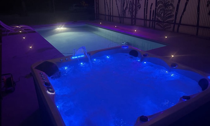 Villemoiron-en-Othe Casa | Le domaine du Lavoir - Studio MINOUCHE sleeps 4. jacuzzi from April to October