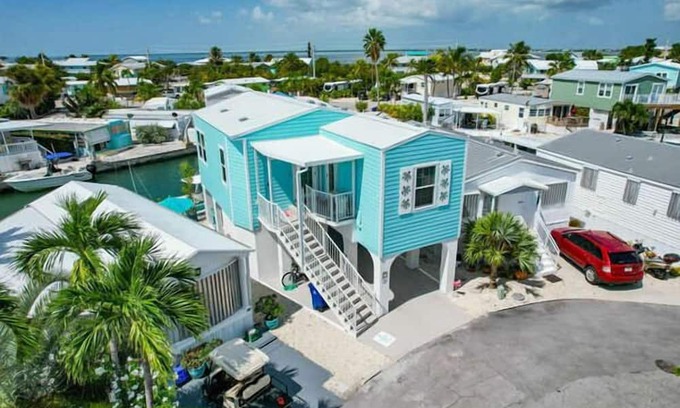 Cudjoe Key Casa | 44ft Seawall at Sportsman's Paradise