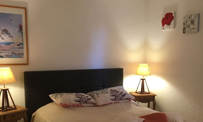 Merindol Casa | Family home for vacation