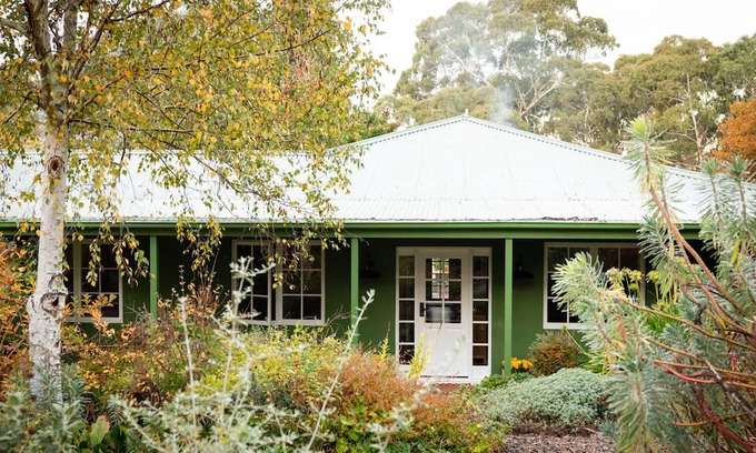 Mylor Cabaña | Secluded Adelaide Hills Retreat - Mylor Farm