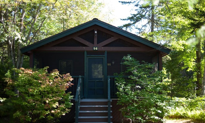 Northport Cabina | Private cabin on the Maine coast