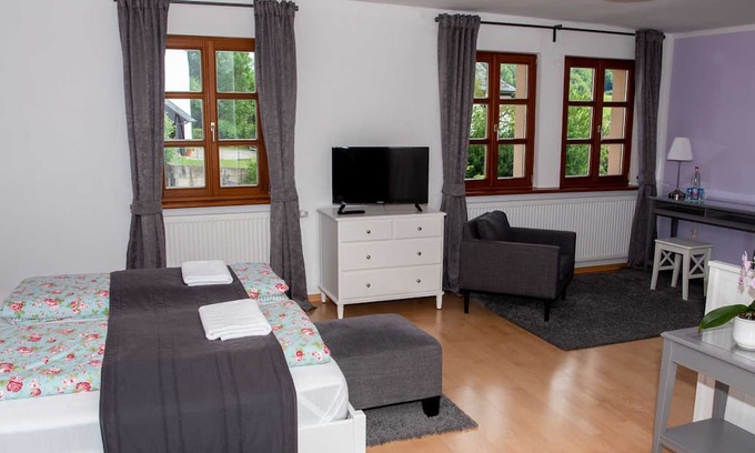 Mistelgau Cabaña | Room Neubürg - Manor Mengersdorf
