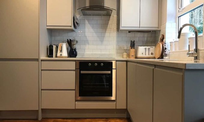 Kinsale Casa | Stylish Kinsale Townhouse with Harbour Views