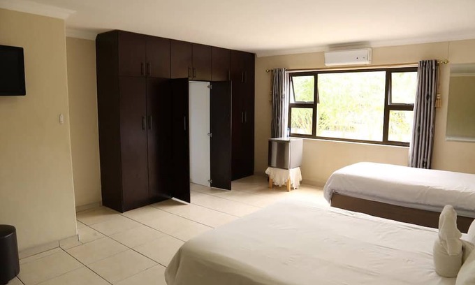 Windhoek Casa | Pelican Guesthouse