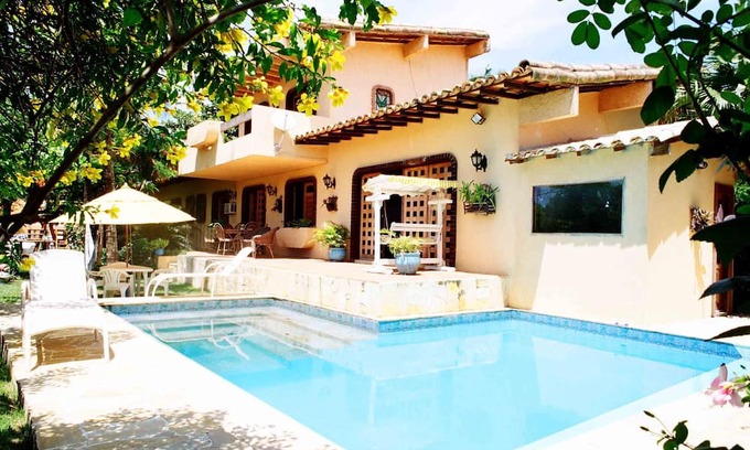 Village da Ferradura Casa | House 6 suites and 100 meters from Horseshoe Beach / Full Service Homemade