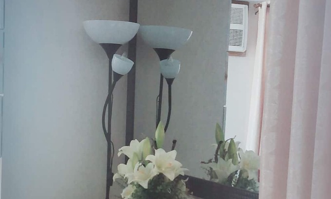 Socorro Condominio | Manhattan Heights 28th floor Condominium