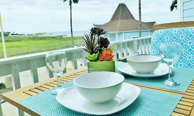 Galveston Condominio | Seascape Condo- Beachfront Resort With Pool and Spa