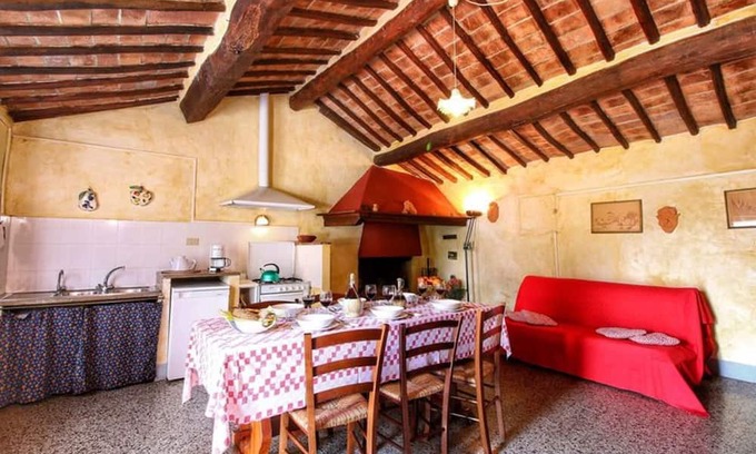 Radicondoli Apartamento | Apartamento con terraza en la Toscana