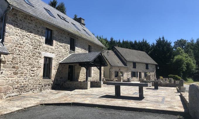 Sornac Casa | Domaine des Annouillards