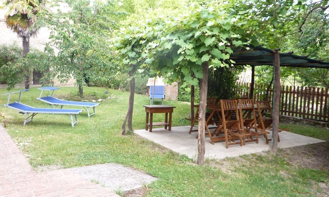 Radicondoli Apartamento | Apartamento en Toscana con jardín