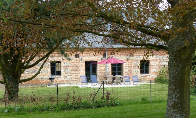 Cottevrard Casa | Former stables of the Château de Grosmesnil