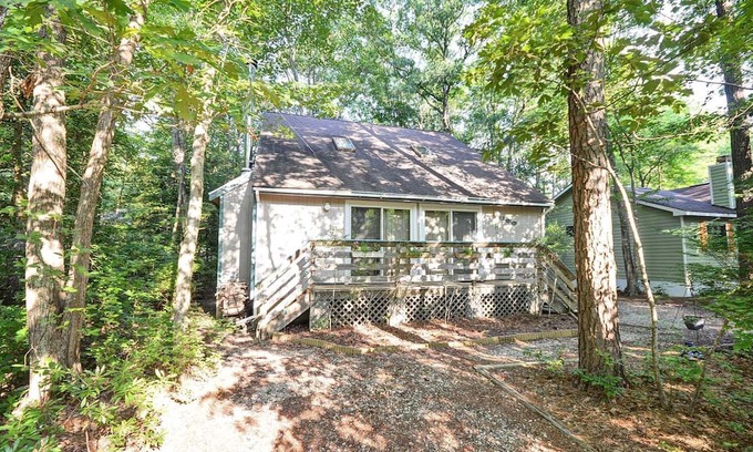 Bethany Beach Cabaña | Acogedora casa de playa de 3 dormitorios y 2 baños con entorno privado