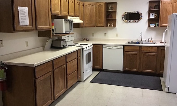 Reedsville Casa | Behnke's Country Center, Reedsville WI. EAA, Green Bay Packers, Road America