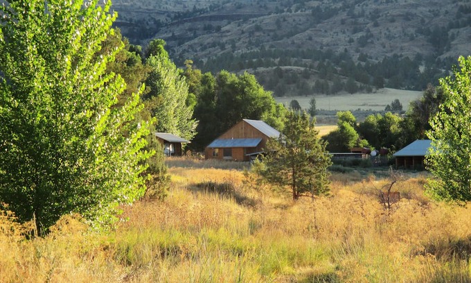 Kimberly Casa | Barn tucked away on a ranch
