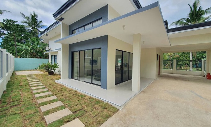 Panglao Villa | Villa Emee Nora in Panglao Island, Bohol Philippines