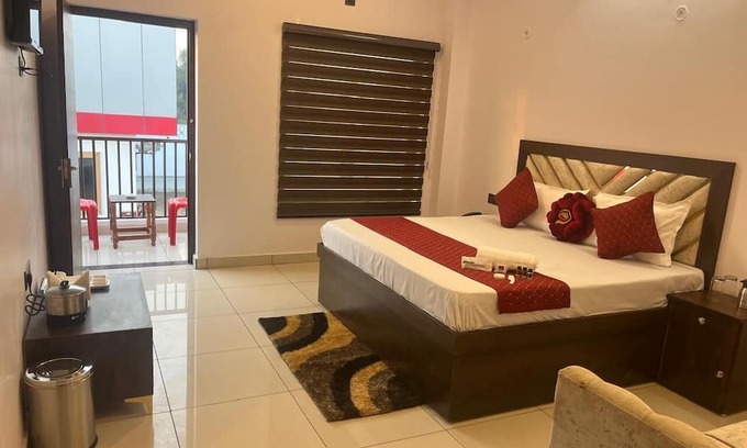 Bulandshahr Hotel | Hotel Green India Residency