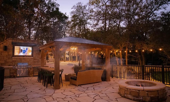Austin Villa | Lux Lounge 7744 Ranch Resort Austin - Cota