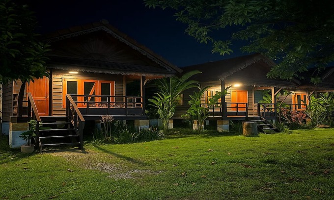 Vang Vieng Complejo | Ban Villa PhaSouk