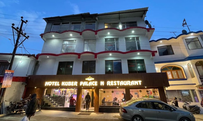 Badrinath Hotel | Hotel Kuber Palace Badrinath
