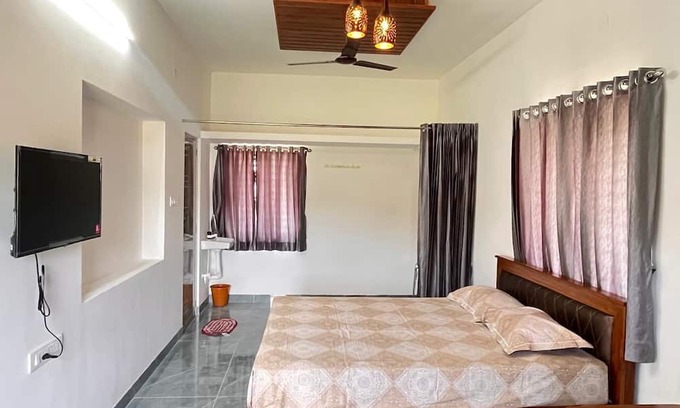 Pollachi Hotel | The Coconest