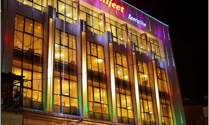 Barsi Hotel | HOTEL ABHIJEET EXECUTIVE