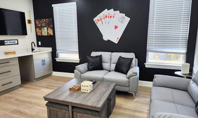 OST - South Union Casa | Chic Med Center Retreat w Yard